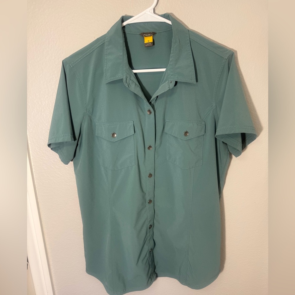Eddie Bauer Women's‎ Green Short Sleeve UPF Shirt